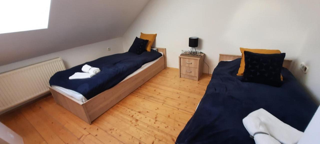 Hi-Bp Garden City Batsanyi Apartment 3 Rooms, Apartment Upstairs Near The City Train With Free Parking Budapest Luaran gambar